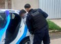 La policía demoró a un sujeto que merodeaba por los techos de viviendas del barrio La Ribera