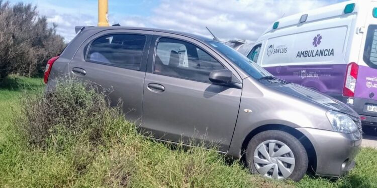 Dos mujeres se accidentaron en un automóvil en la Autopista de las Serranías Puntanas
