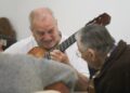 Las 100 Guitarras se preparan en Casa de la Cultura para la inauguración de su museo