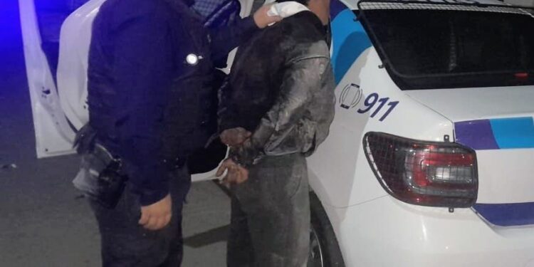 Demoraron a un joven que intentó robar en una vivienda