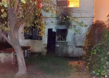 Se incendió un departamento de un monoblock del barrio Santa Rita
