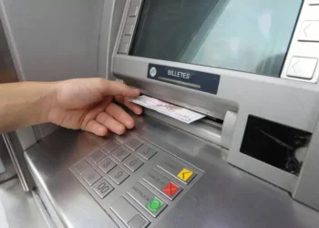 El viernes 30 de mayo cobran sus sueldos los agentes de la administración pública