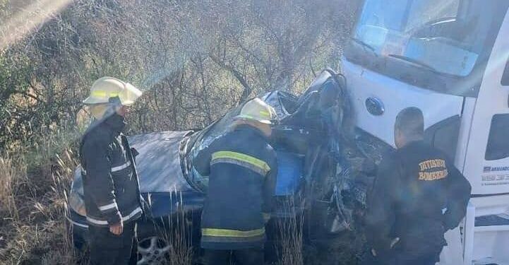 Un hombre murió tras un choque entre un camión y un auto en la Autopista de las Serranías Puntanas