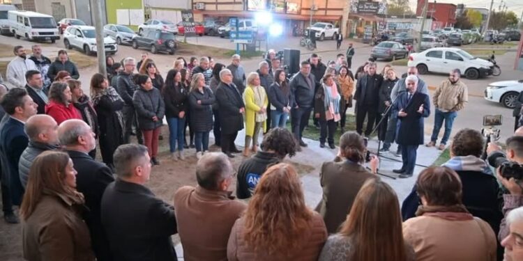 Poggi anunció la construcción de un hospital en Villa Mercedes