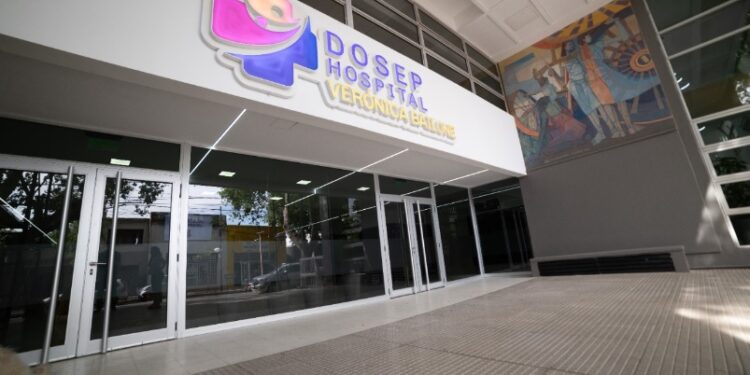El hospital ‘Verónica Bailone’ atenderá a particulares y suma un neurólogo Infantil