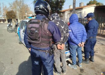 Tres jóvenes y una adolescente fueron demorados tras un disturbio