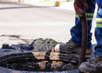 Red cloacal: OSM retiró grandes cantidades de grasa de las cañerías