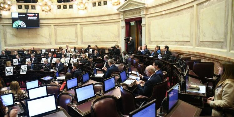 El Senado sancionó la actualización de los haberes jubilatorios y la restitución de la Moratoria Previsional