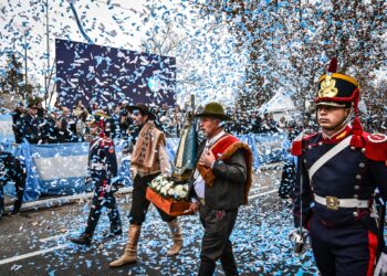 Villa Mercedes celebró el 209º aniversario de la Independencia con un multitudinario desfile