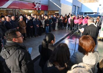 Reabrieron una estación de servicio en la que trabajarán beneficiarios de planes sociales