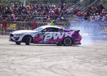 Los fierros en La Pedrera con el Low Nation Vecinos de Villa Mercedes / 12 de octubre