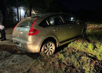 Detienen a conductor alcoholizado tras chocar y darse a la fuga