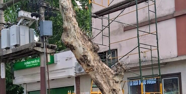 Un joven sufrió una descarga eléctrica mientras realizaba tareas de pintura