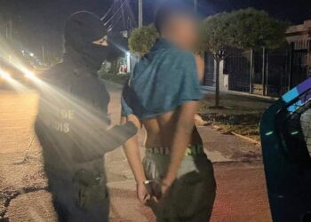 Demoraron a un joven por un disturbio en la vía pública