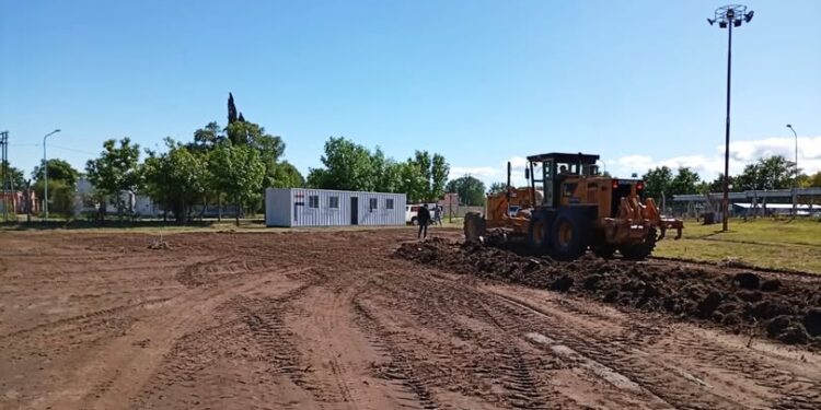 Comenzaron los movimientos de suelo para edificar el nuevo Hospital ‘Dr. René Favaloro’