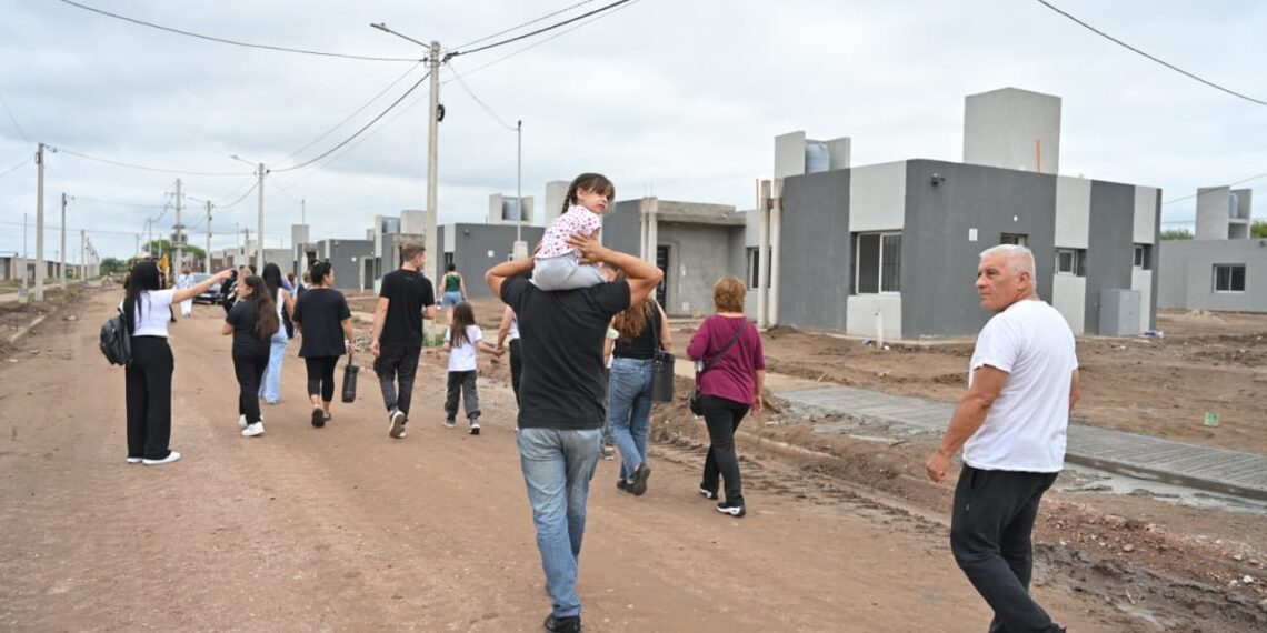 En Villa Mercedes, 96 familias más comenzaron a disfrutar la casa propia