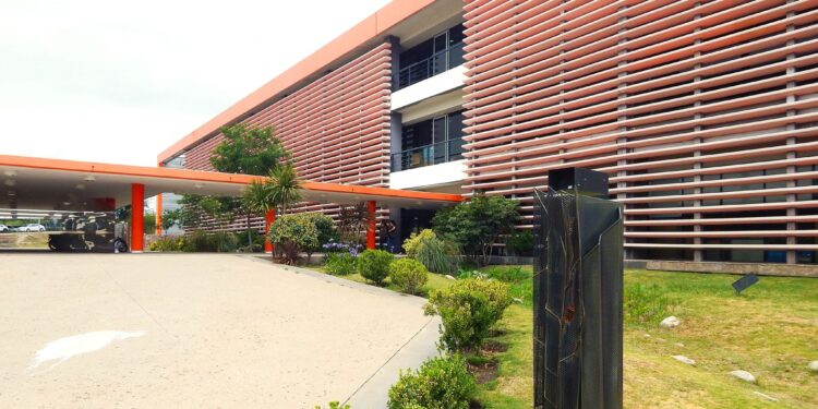 El 30 de enero cobrarán sus sueldos los agentes de la administración pública provincial