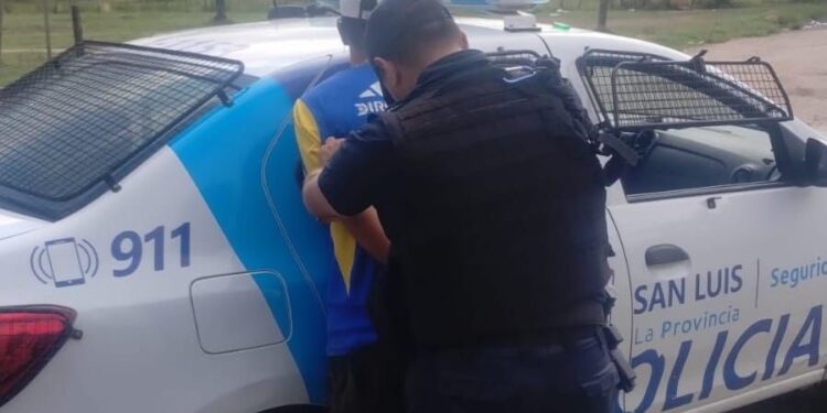 Demoraron a un joven que provocó un disturbio en la vía pública