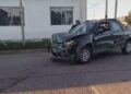 Accidente vial: Le chocó la camioneta a su novia.
