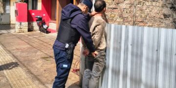 Demoraron a un sujeto tras protagonizar un disturbio en un supermercado