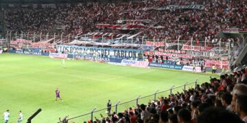 El Estadio Único La Pedrera vibró con el encuentro entre River y Ciudad Bolivar