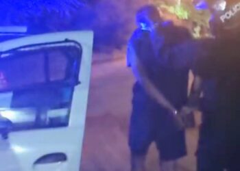 Demoraron a un joven que intentó robar una rueda de vehículo