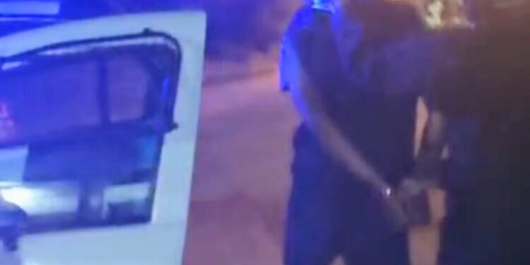 Demoraron a un joven que intentó robar una rueda de vehículo