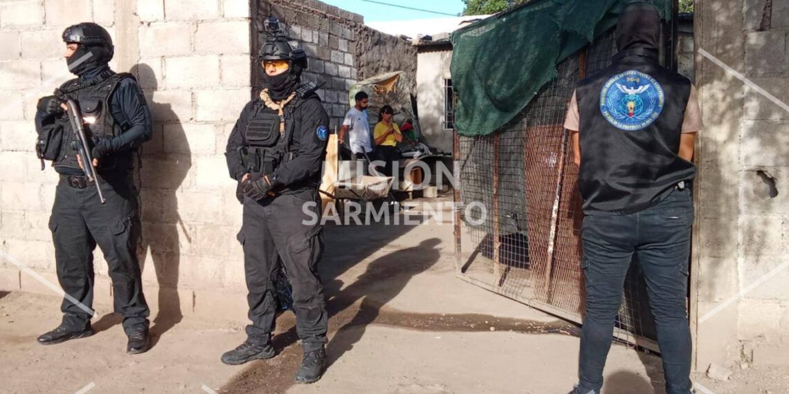 Allanamientos en Villa Mercedes permitieron secuestrar droga valuada en casi 3 millones de pesos