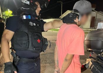Intentaron ingresar a un domicilio y fueron detenidos