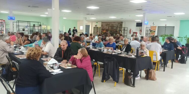 ‘Grandes Amigos Salud’ llegó a 100 adultos mayores de Villa Mercedes