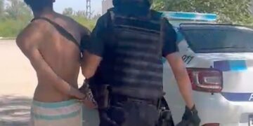 Demoraron a un joven por disturbios en la vía pública y resistencia a la autoridad
