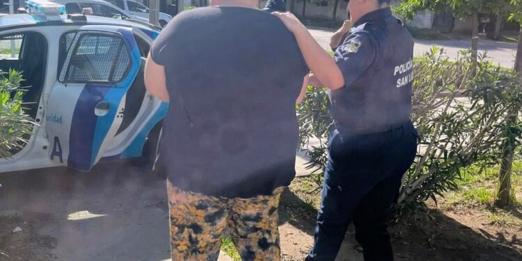 Envían a la cárcel a mujer investigada por estafa en venta de terrenos