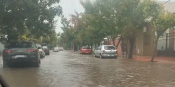 Impresionante caída de lluvia en Villa Mercedes