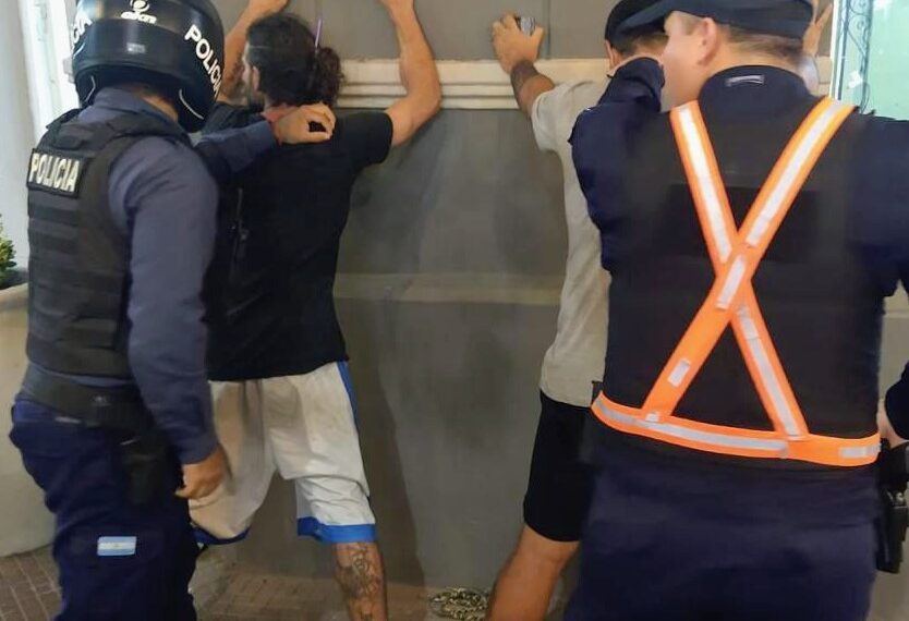 Demoraron a dos hombres que intentaron robar en una vivienda