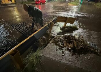 Refuerzan la limpieza de desagües tras las lluvias y piden colaboración vecinal