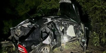 Accidente en Autopista 55 arroja la muerte de 3 jóvenes