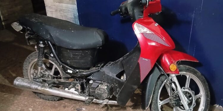 Secuestraron una motocicleta abandonada tras un rastrillaje en cercanías del Río Quinto
