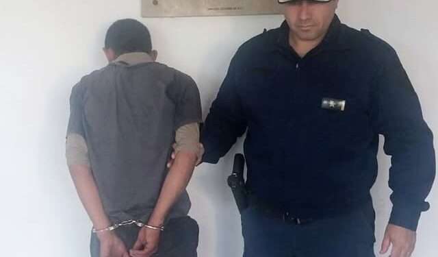 Demoraron a un sujeto involucrado en distintos lícitos en el barrio 1000 viviendas