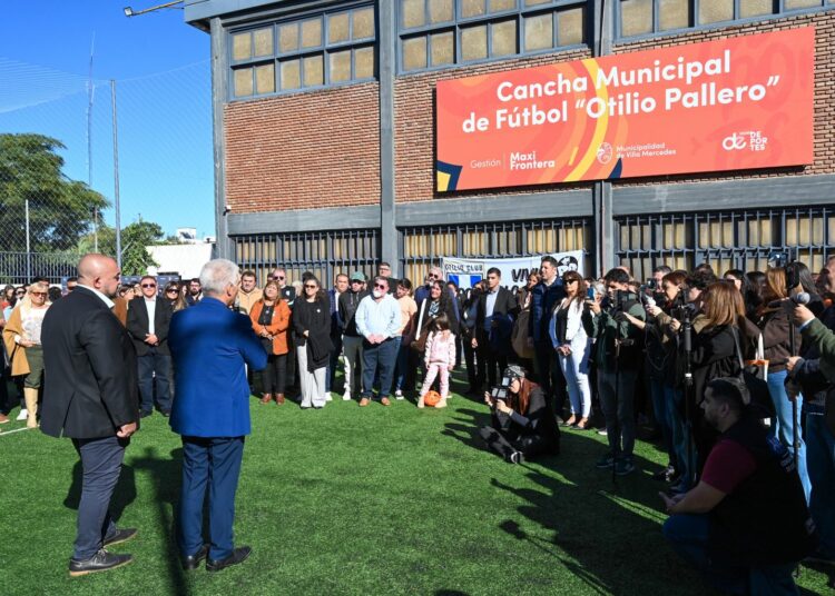 Inauguraron una cancha de césped sintético que lleva el nombre de Otilio ‘Atilio’ Pallero