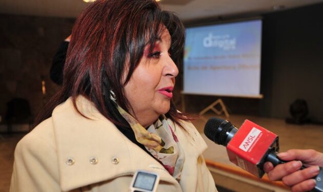 Se le aceptó la renuncia a Berta Arenas en el Policlínico Regional. El nuevo director será Renzo Camera