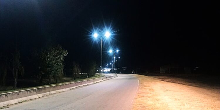 Renovaron luminarias en la Autopista 55 Sur y mejoraron la iluminación del acceso a Villa Mercedes