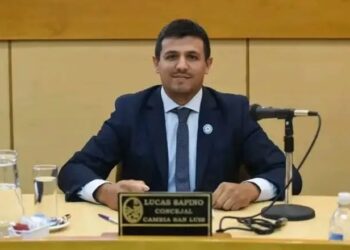 El concejal que propuso multar a quienes hurgaban en la basura voto el pase a archivo de su propio proyecto