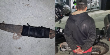Demoraron a un hombre armado con un cuchillo en la vía pública