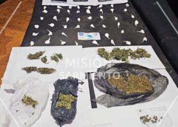 Desarticularon cuatro centros de venta y distribución de drogas y sustancia valuada en más de 17 millones de pesos. Seis detenidos.