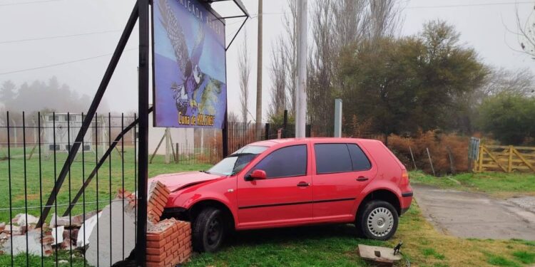 Un joven dio positivo en el alcotest tras protagonizar un siniestro vial en Villa Reynolds