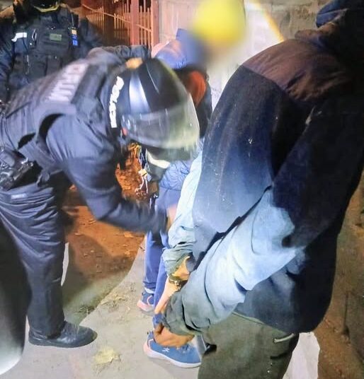Demoraron a dos sujetos vinculados a un robo en el barrio 960 viviendas
