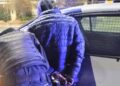 Demoraron a un joven que intentó robar elementos de un vehículo