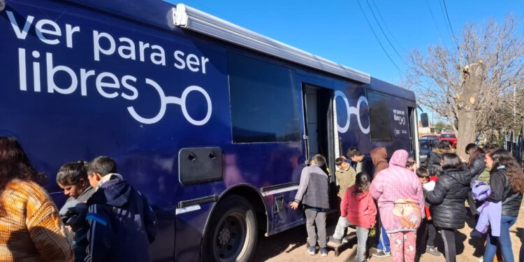 Continúa en San Luis y Villa Mercedes la atención de los colectivos oftalmológicos