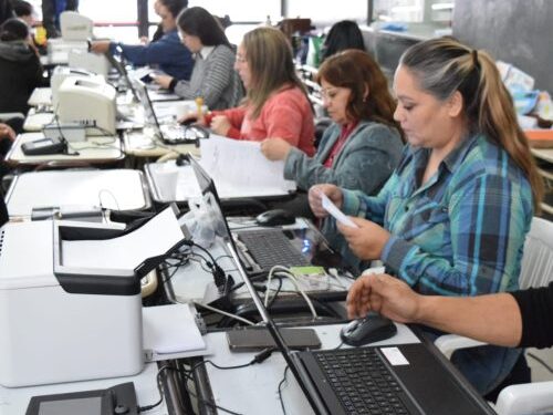 El ‘Registro Civil Cerca Tuyo’ llegó a La Ribera y atendió a familias de manera gratuita