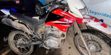 Recuperaron una motocicleta que había sido robada y pusieron al resguardo a un adolescente